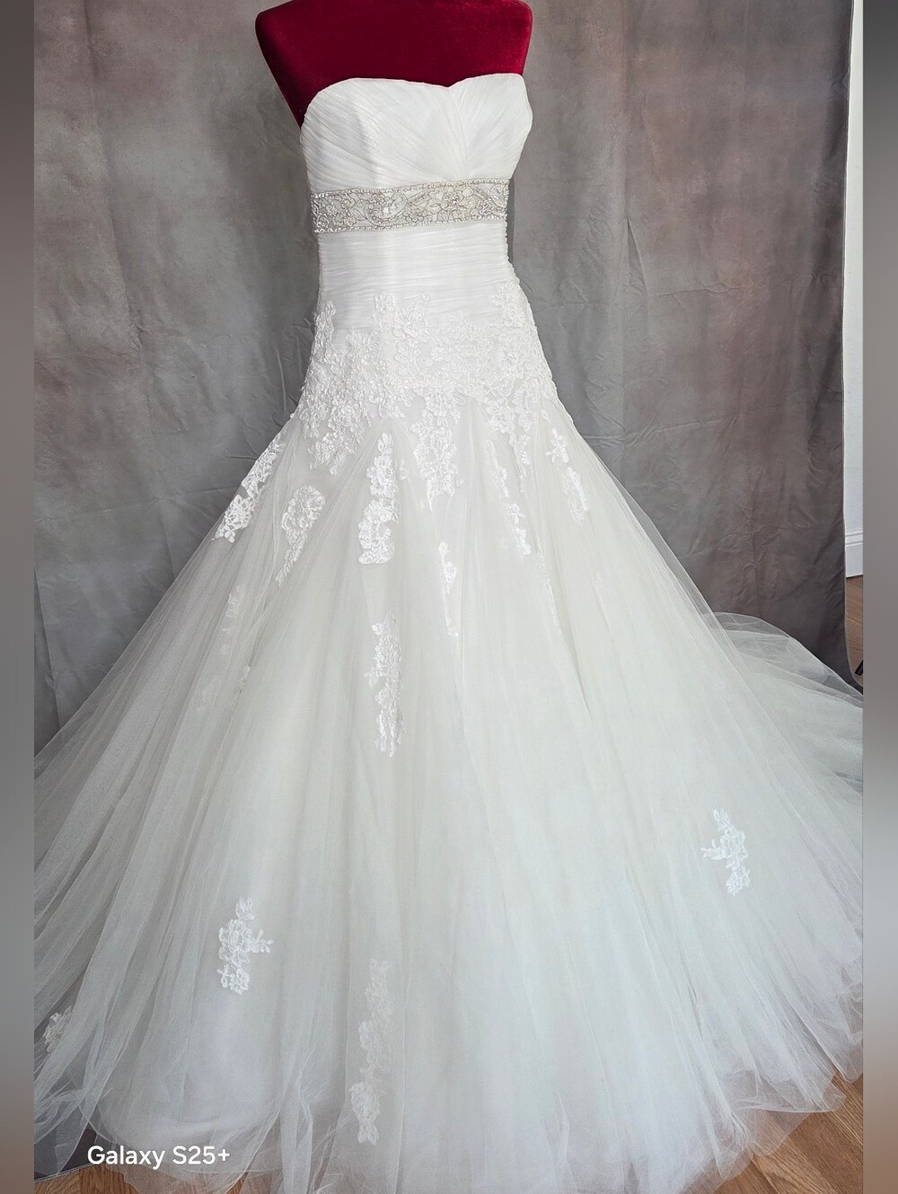Blue By Enzoani Wedding Dress Size 12 - Picture 4 of 16